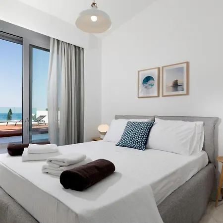 Estella With Pool & Jacuzzi In