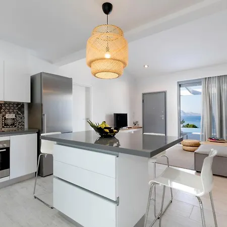 Estella With Pool & Jacuzzi In * Λίνδος