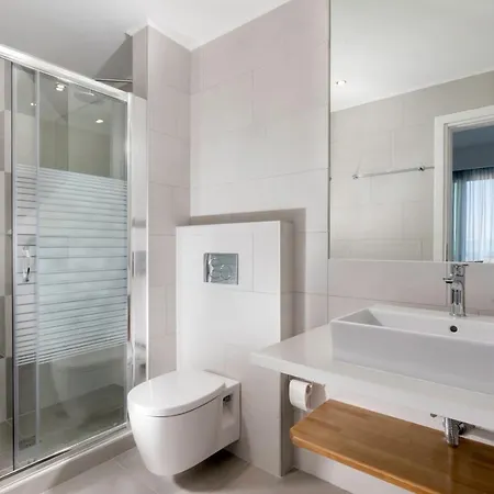 Βίλα Estella With Pool & Jacuzzi In *