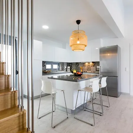 别墅 Estella With Pool & Jacuzzi In